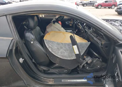 2016 Ford Mustang Ecoboost z USA, uszkodzony, nr VIN 1FA6P8TH8G5208653